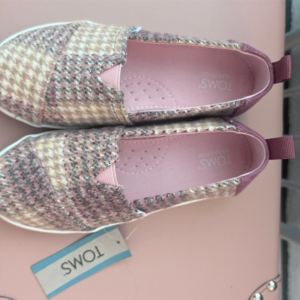 Toms Pink Flats with Houndstooth Pattern